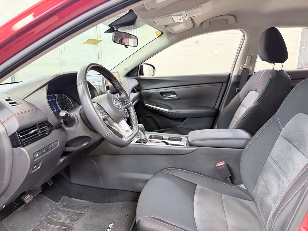 Used 2024 Nissan Sentra SR FWD image 13