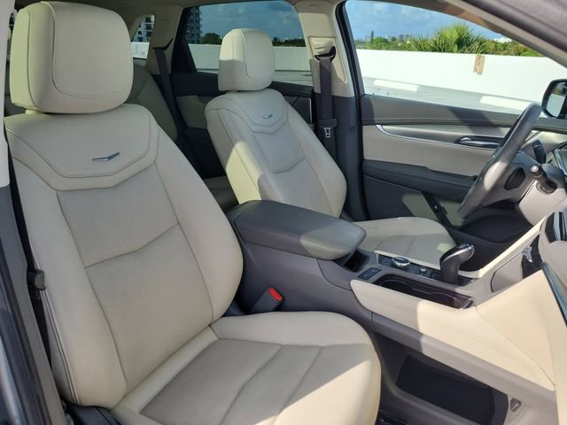 Used 2023 Cadillac XT5 Premium Luxury image 21