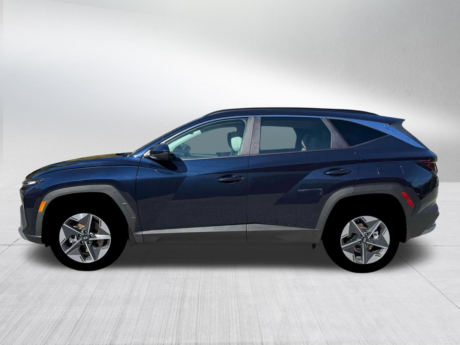 New 2026 Hyundai Tucson SEL w/ Tow & Go Package image 3