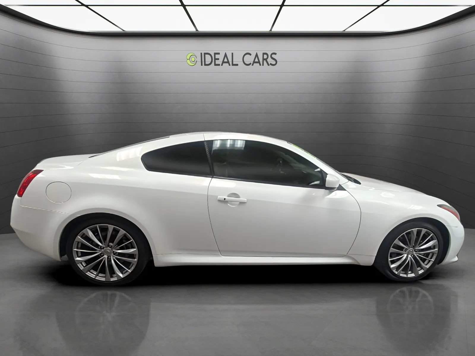 Used 2013 INFINITI G37 Journey w/ Premium Pkg RWD image 4