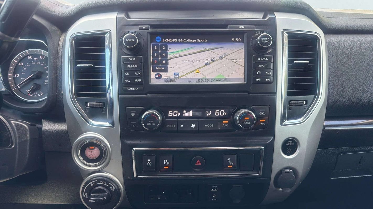 Used 2018 Nissan Titan SV w/ SV Utility Package AWD/4WD image 10
