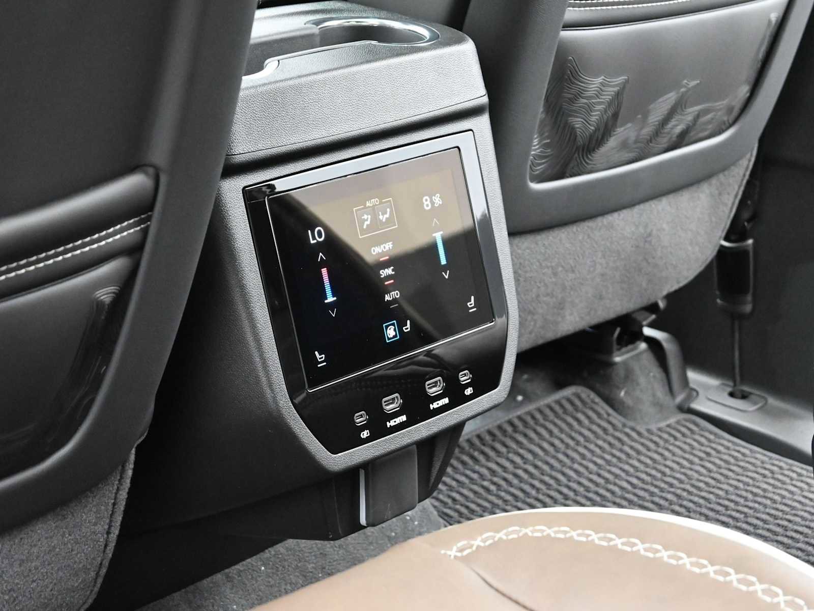 New 2026 GMC Yukon Denali Ultimate image 27