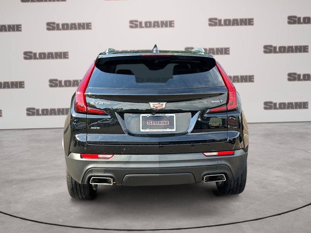 Used 2023 Cadillac XT4 Luxury w/ Cold Weather Package AWD/4WD image 4