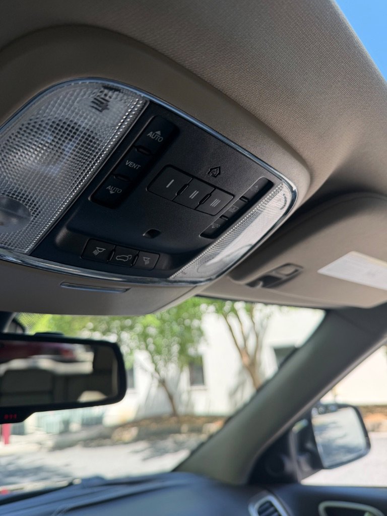 Used 2014 Jeep Grand Cherokee Overland RWD image 15