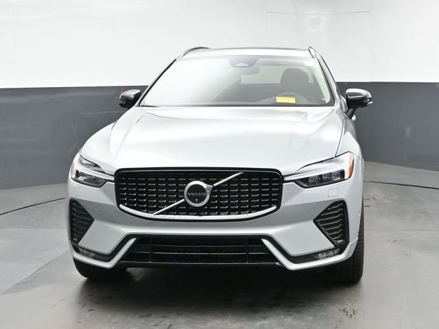 Used 2025 Volvo XC60 B5 Ultra w/ Protection Package Premier AWD/4WD image 3