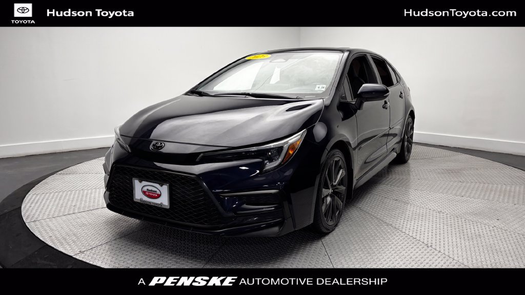 Used 2023 Toyota Corolla XSE FWD image 1
