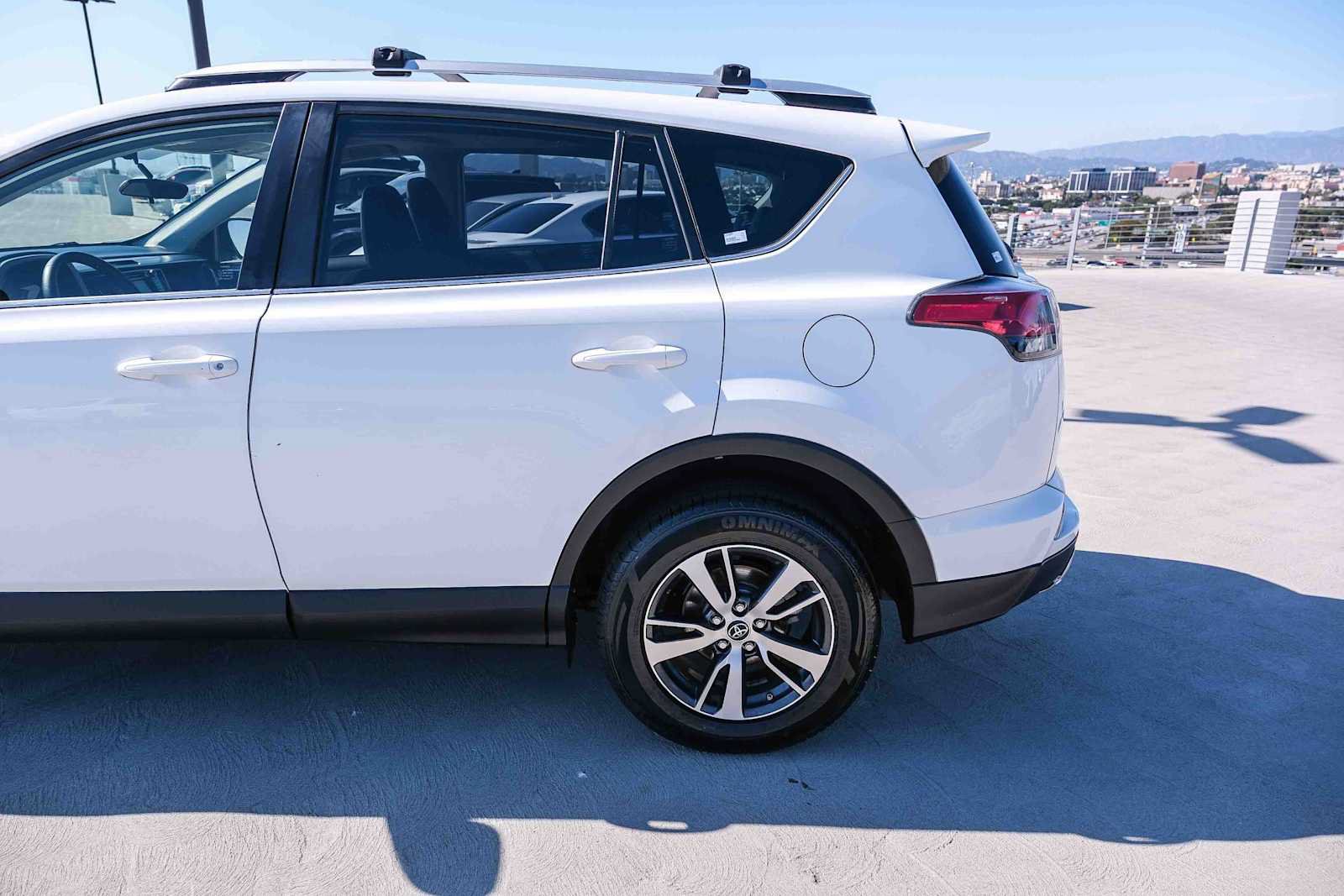 Used 2016 Toyota RAV4 XLE FWD image 8