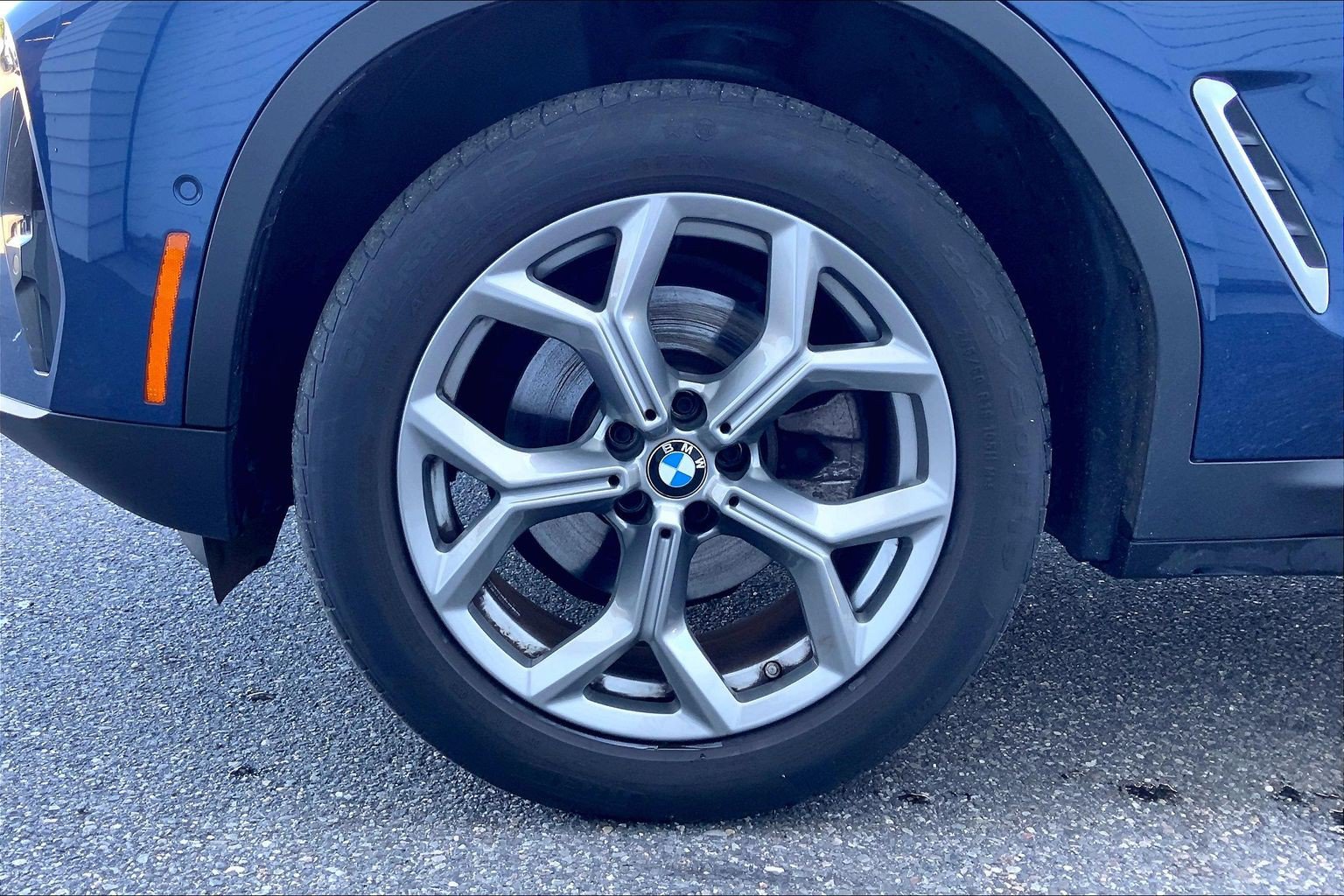 Used 2024 BMW X3 xDrive30i w/ Convenience Package AWD/4WD image 11