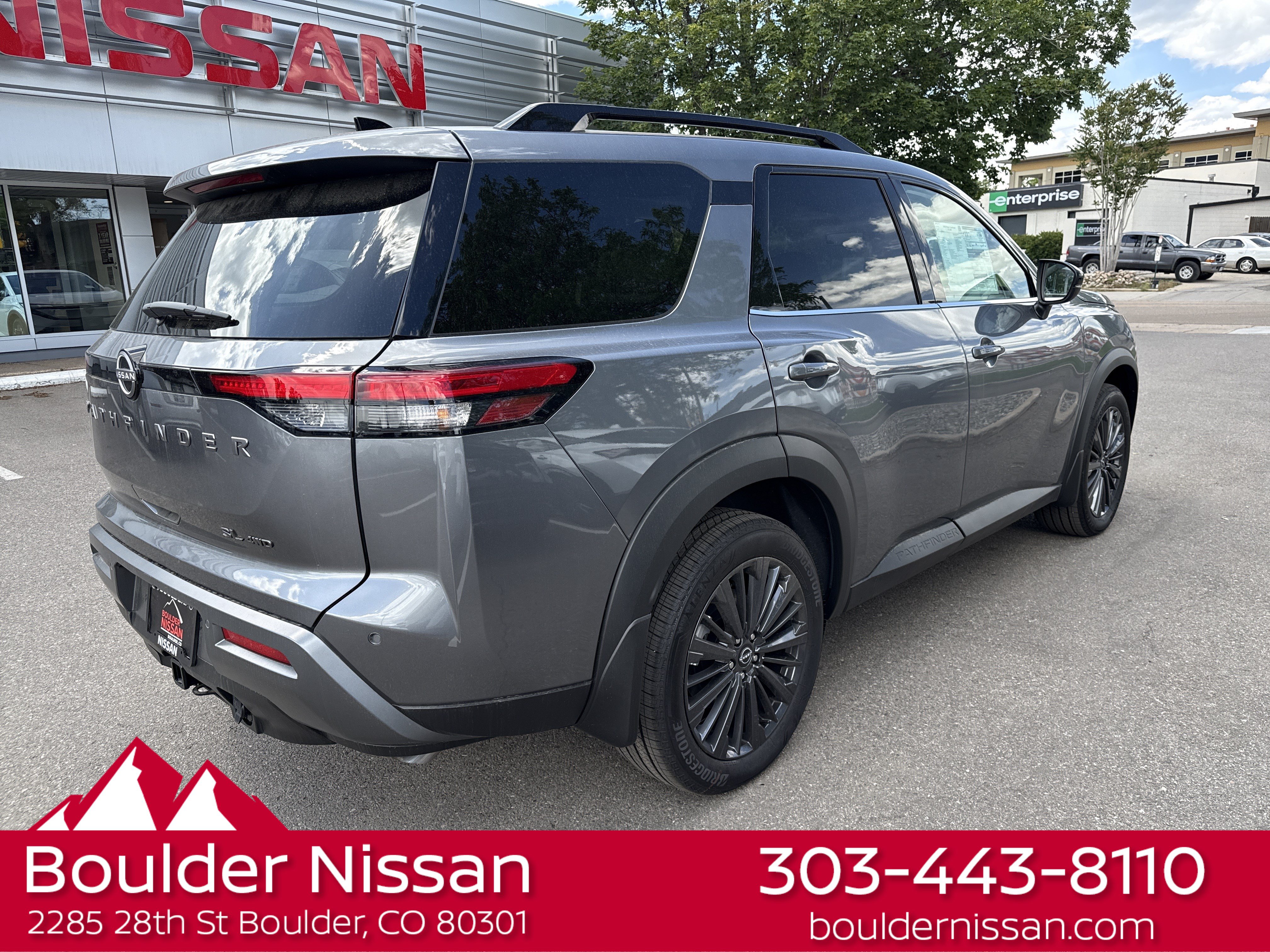 New 2026 Nissan Pathfinder SL w/ SL Premium Package AWD/4WD image 8
