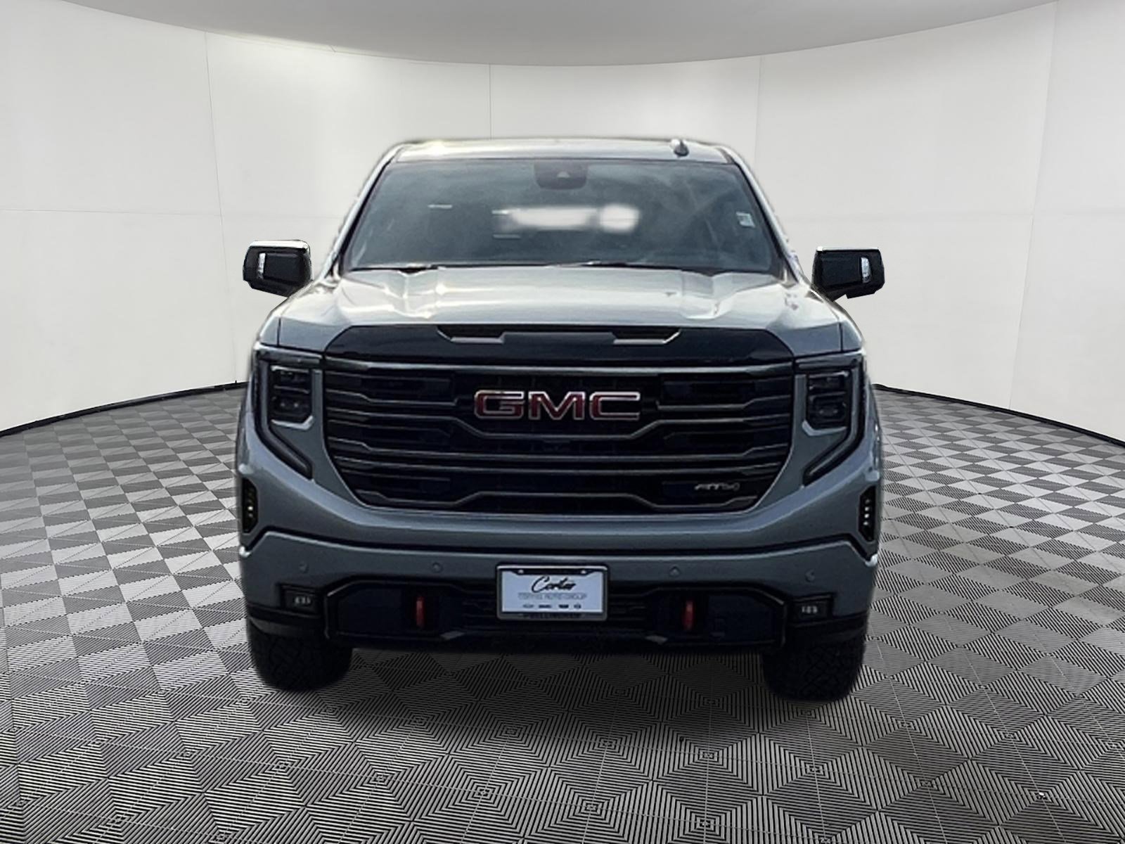 Used 2025 GMC Sierra 1500 AT4 w/ Technology Package AWD/4WD image 2