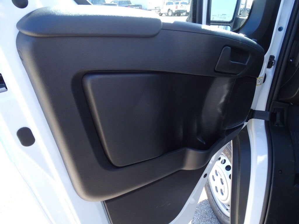 New 2025 RAM ProMaster 3500 w/ Convenience Group FWD image 12