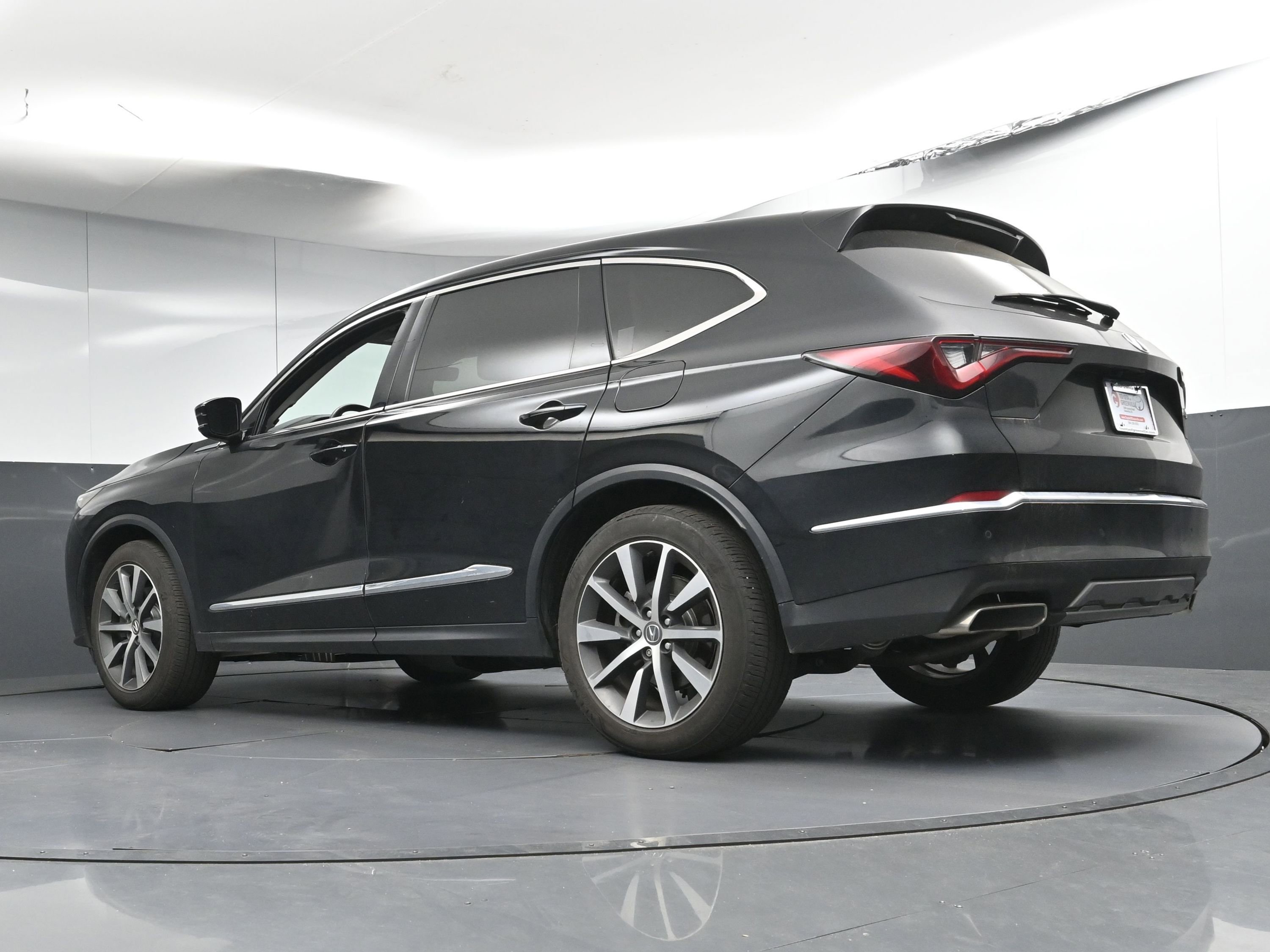 Used 2025 Acura MDX FWD w/ Technology Package image 28