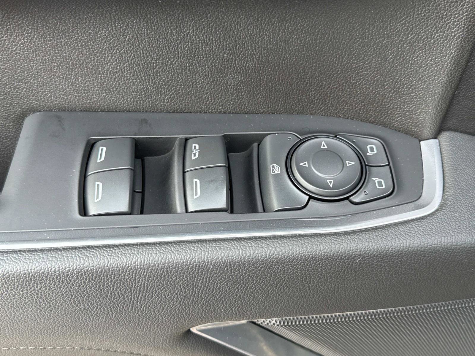 Used 2022 Chevrolet Silverado 1500 RST image 15