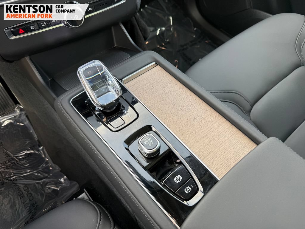 Used 2026 Volvo XC90 B6 Plus AWD/4WD image 21