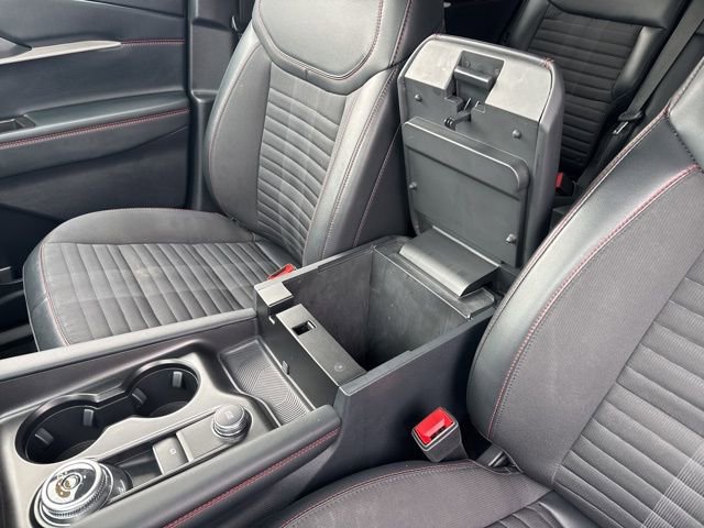 Used 2025 Ford Explorer ST-Line w/ ST-Line Street Pack image 29