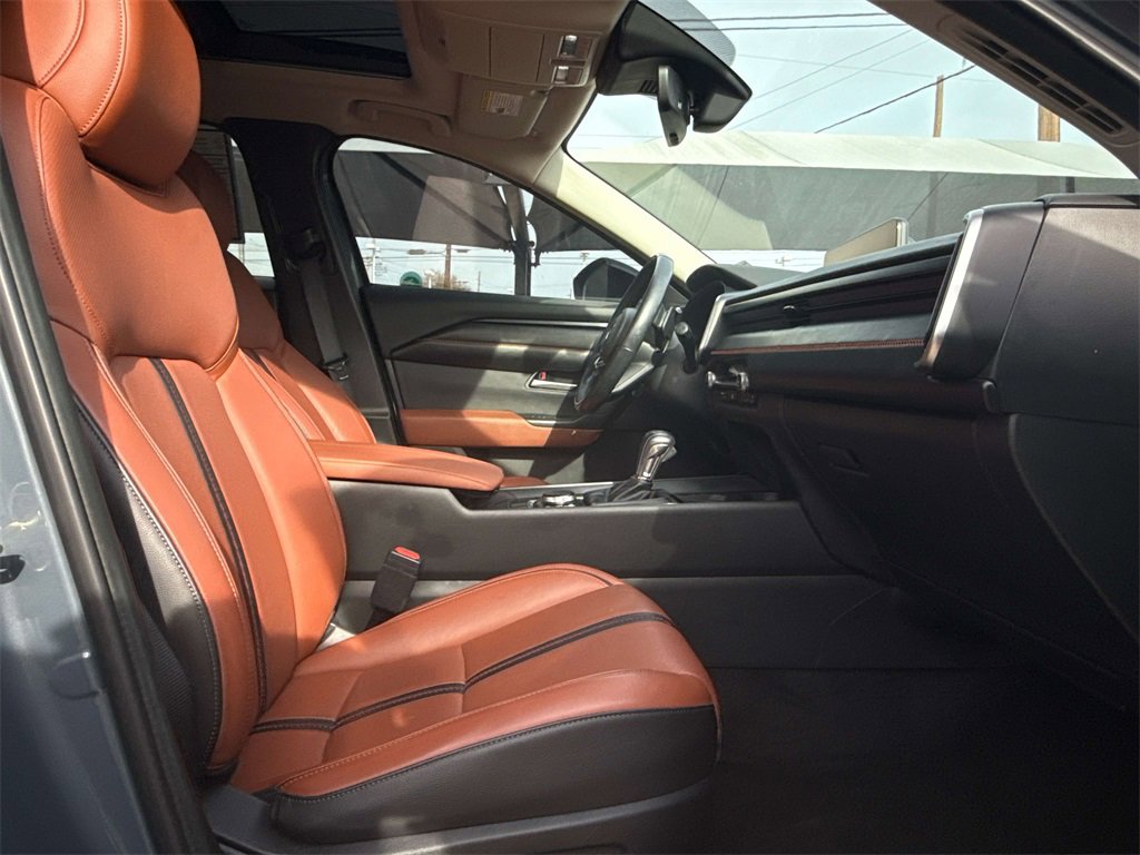 Used 2023 MAZDA CX-50 Meridian Edition w/ Apex Package image 13