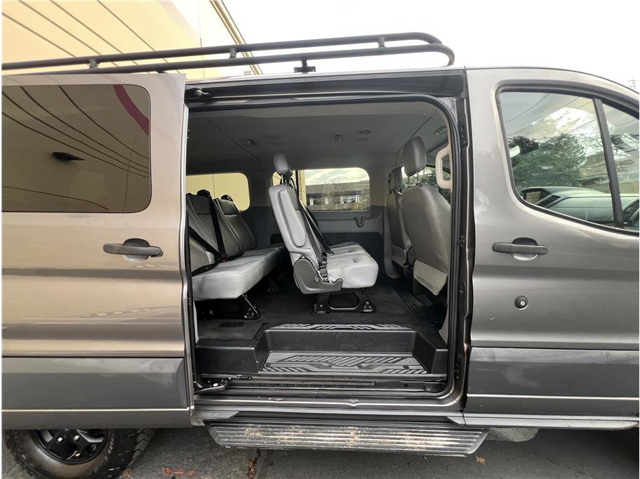 Used 2015 Ford Transit 150 XLT RWD image 22