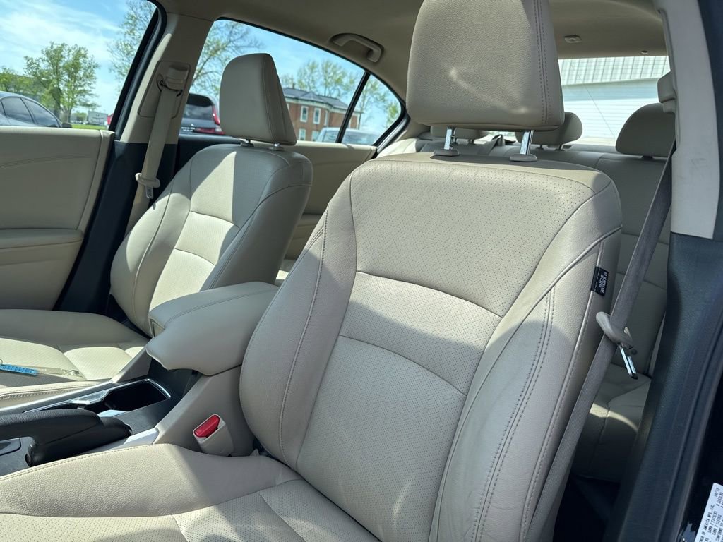 Used 2015 Honda Accord EX-L image 28