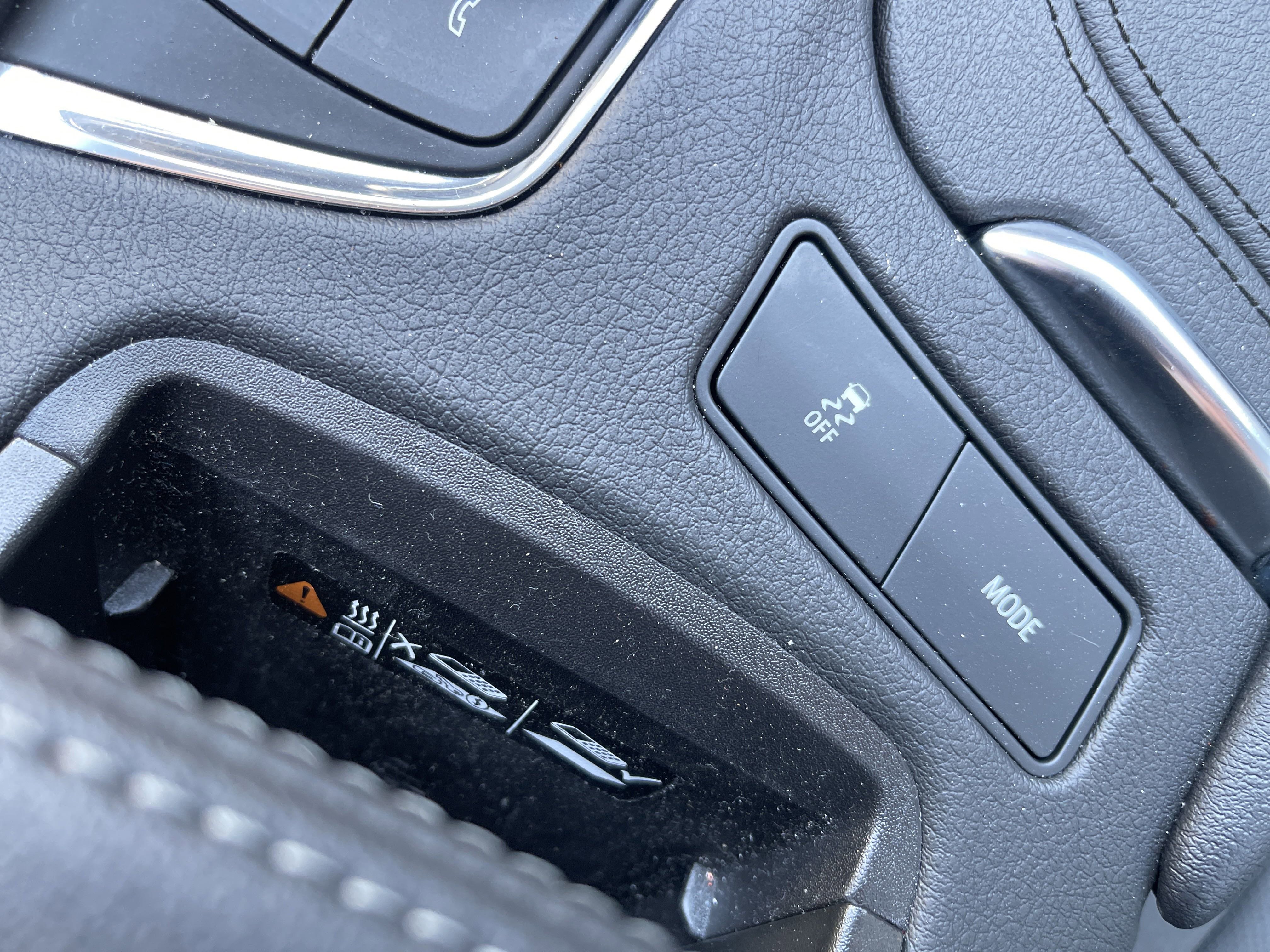 Used 2025 Cadillac XT5 Premium Luxury w/ Technology Package image 39