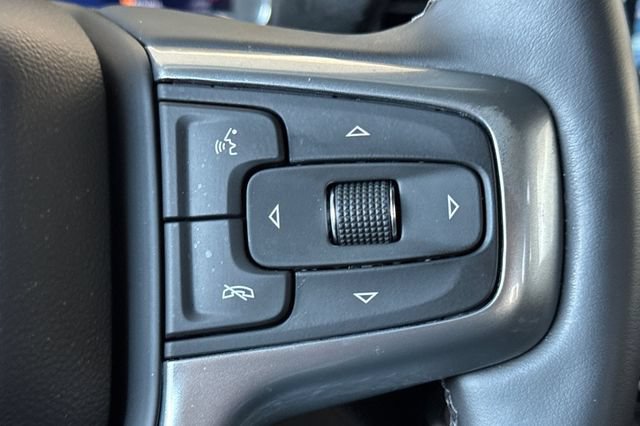 Used 2025 Chevrolet Silverado 1500 LT AWD/4WD image 39