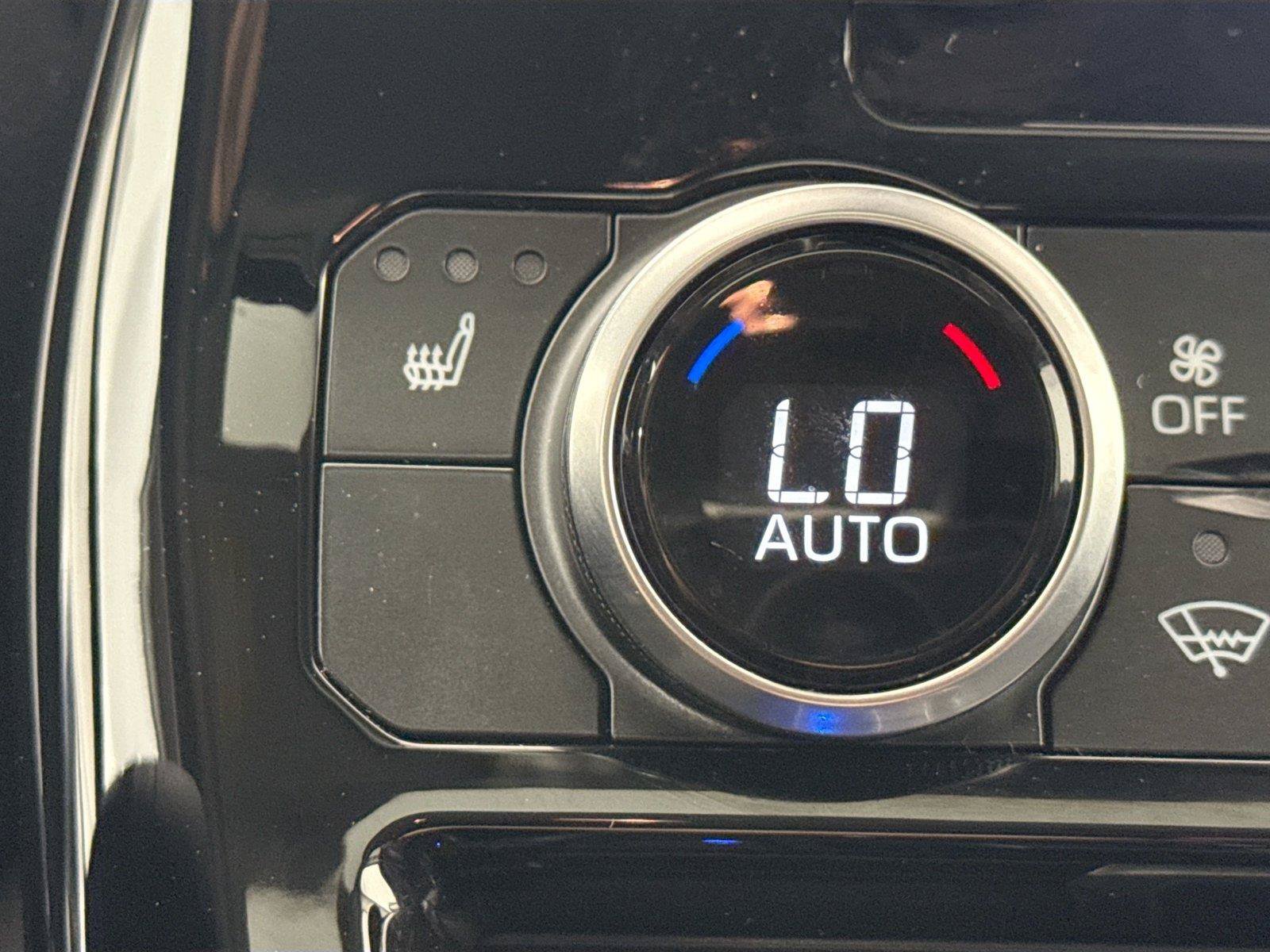 Certified 2025 Toyota Highlander XLE AWD/4WD image 8