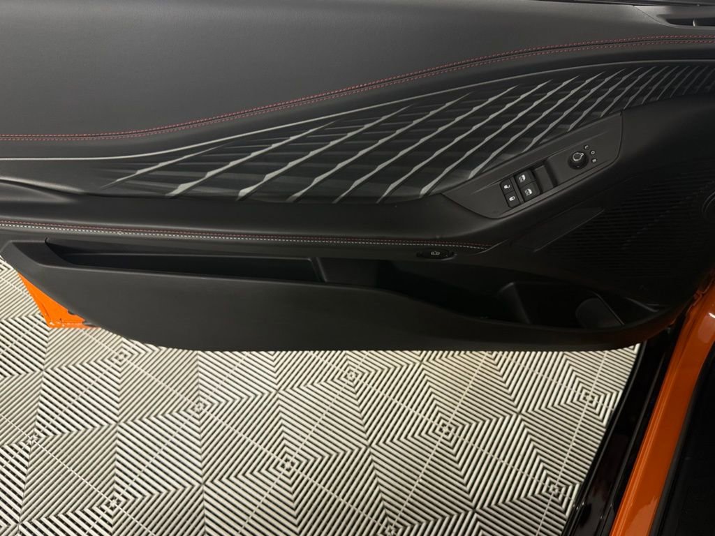 Used 2025 Dodge Charger R/T w/ Sun & Sound Package image 25