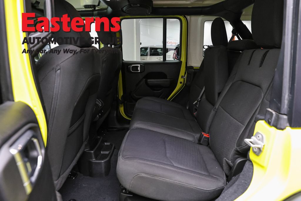 Used 2023 Jeep Wrangler Unlimited AWD/4WD image 24