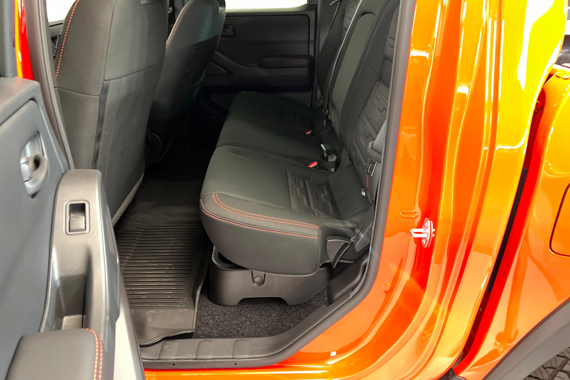 New 2026 Nissan Frontier PRO-4X w/ Pro-4x Convenience Package AWD/4WD image 21