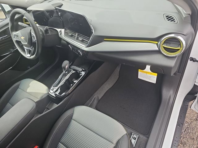New 2026 Chevrolet Trax LT w/ LT Convenience Package FWD image 27