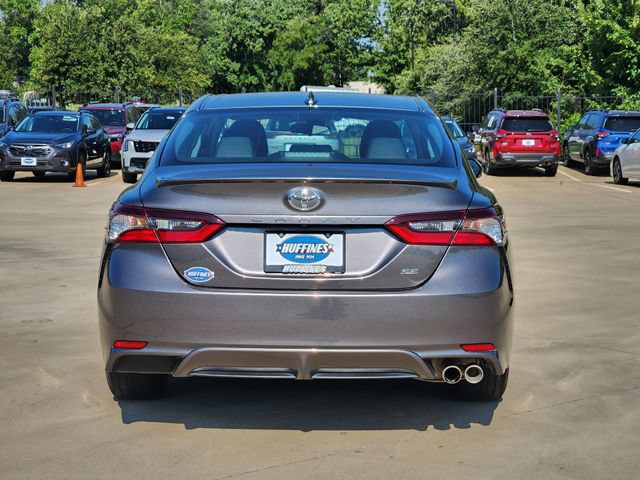 Used 2023 Toyota Camry SE FWD image 6