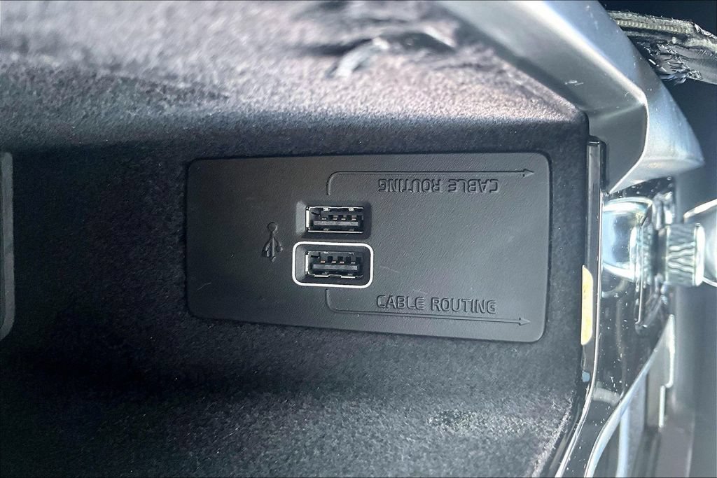 Used 2022 Volvo S60 B5 Inscription AWD/4WD image 33