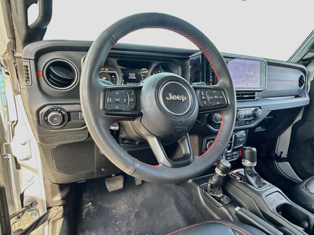 Certified 2024 Jeep Wrangler Unlimited Rubicon AWD/4WD image 12
