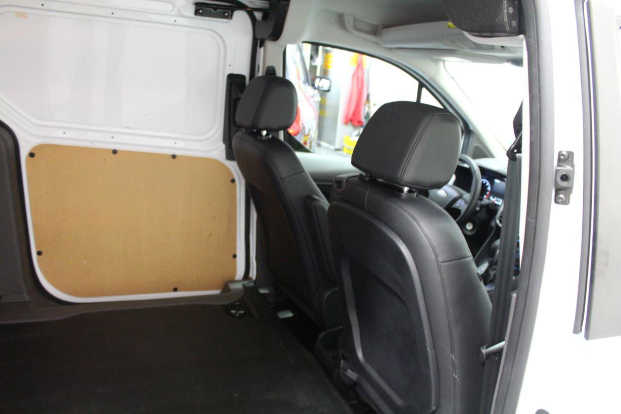 Used 2020 Ford Transit Connect XL FWD image 25