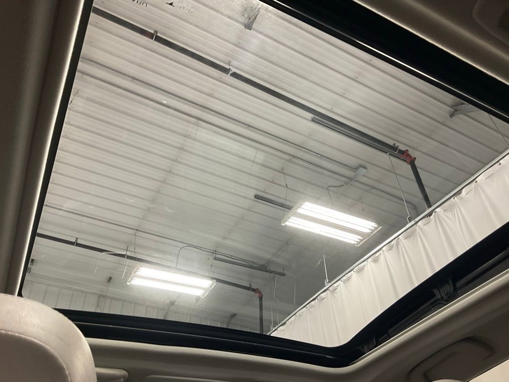 Used 2016 Subaru Forester 2.5i Touring w/ Popular Package #2 image 38