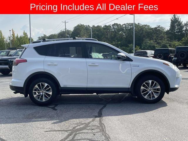 Used 2017 Toyota RAV4 XLE w/ Convenience Package AWD/4WD image 6