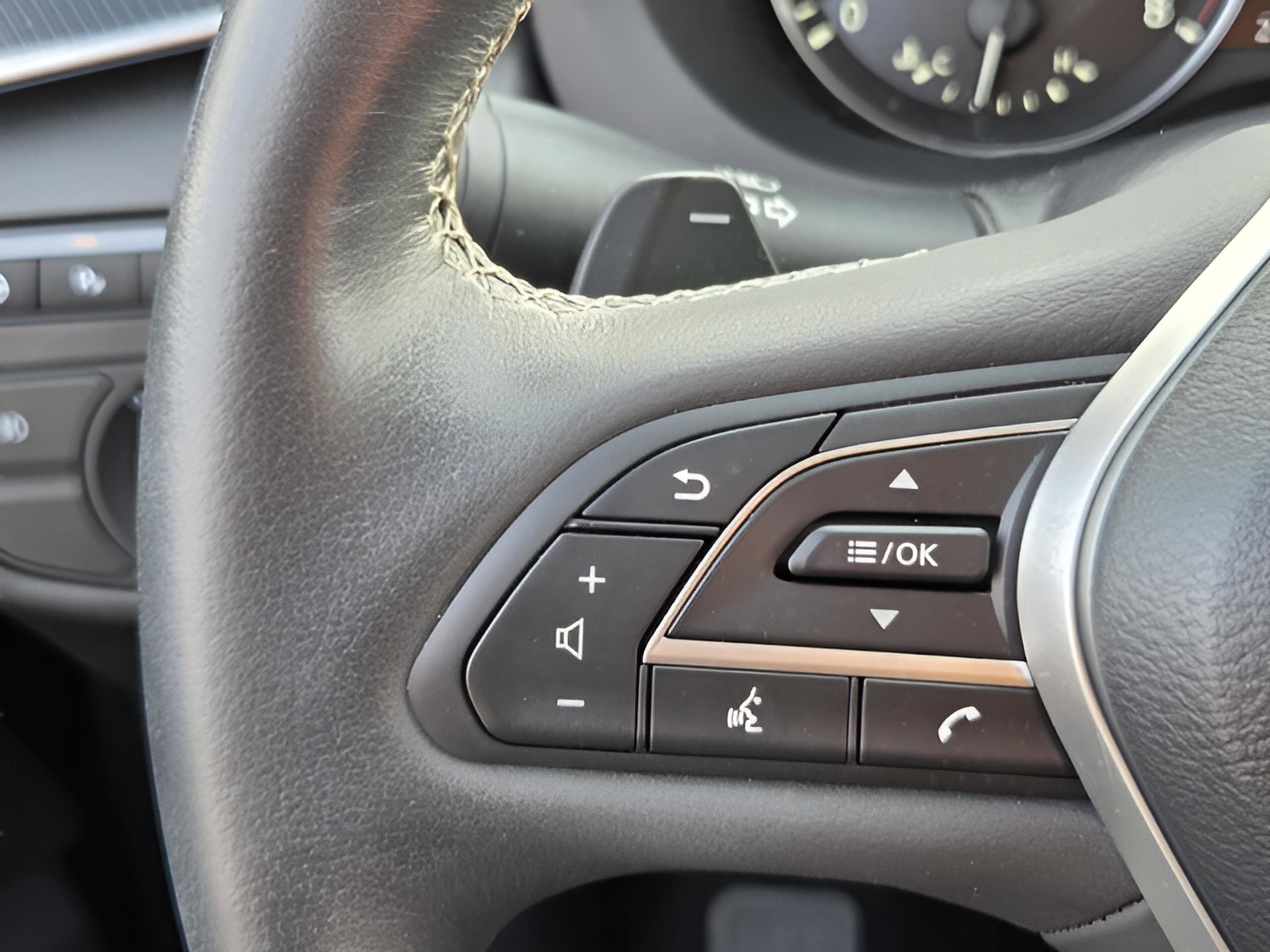 Used 2023 INFINITI QX50 Sport image 26