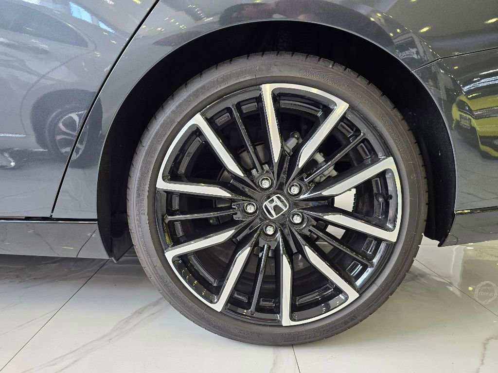 Used 2025 Honda Accord Touring image 26