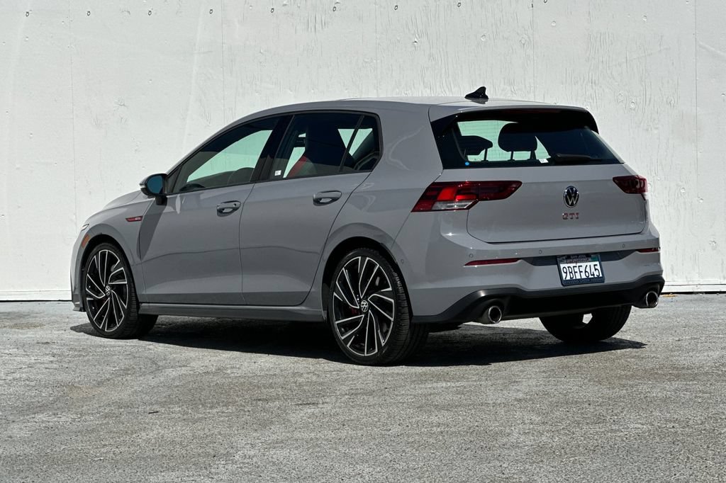 Used 2022 Volkswagen GTI Autobahn FWD image 5