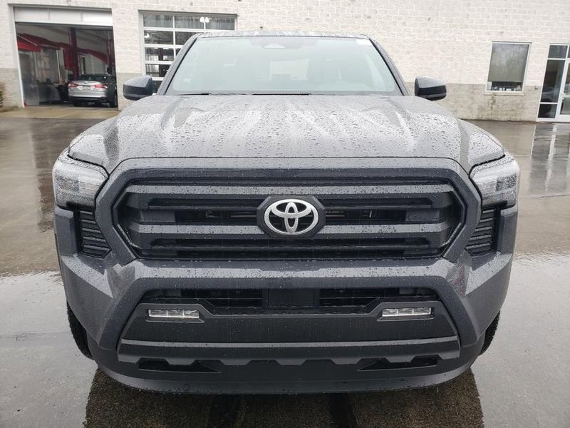 New 2026 Toyota Tacoma SR5 RWD image 2