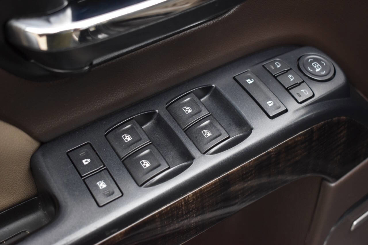 Used 2015 GMC Sierra 3500 Denali w/ Duramax Plus Package image 32