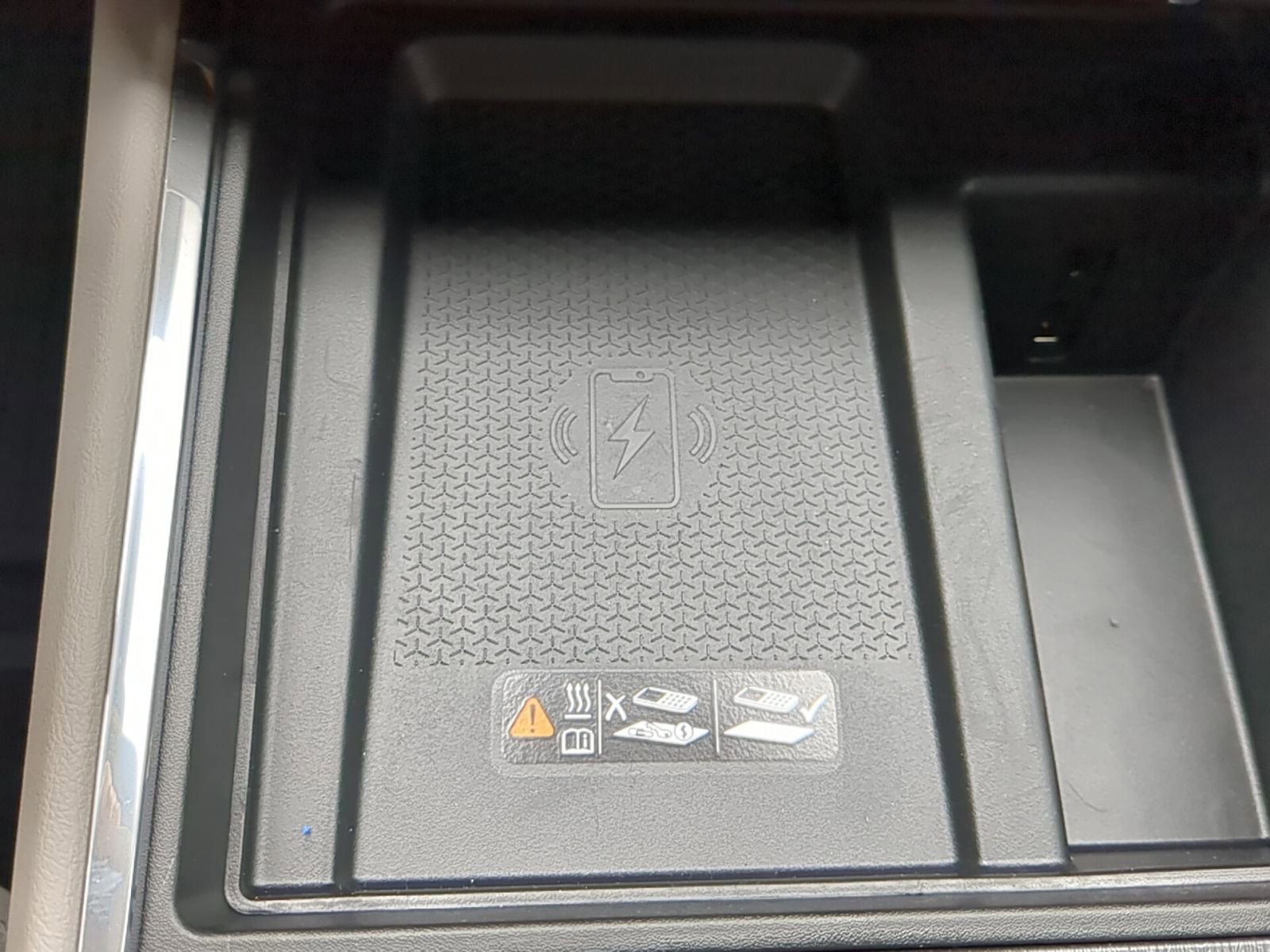 New 2026 GMC Acadia Elevation w/ Black Edition image 10