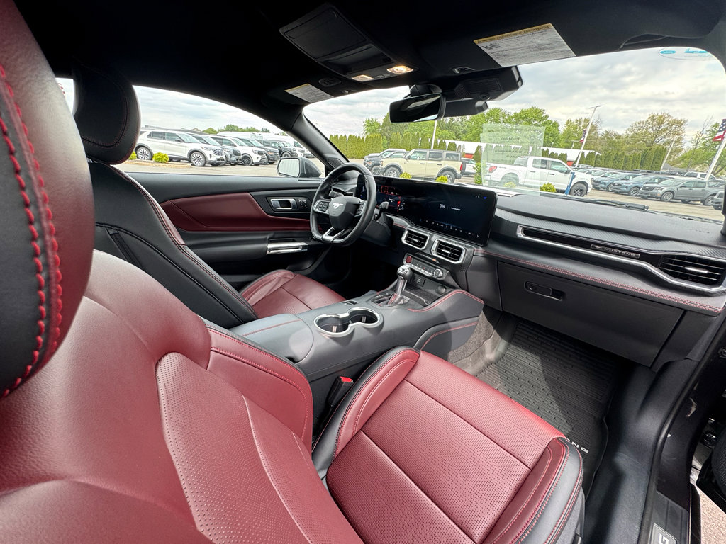Used 2024 Ford Mustang GT Premium RWD image 13