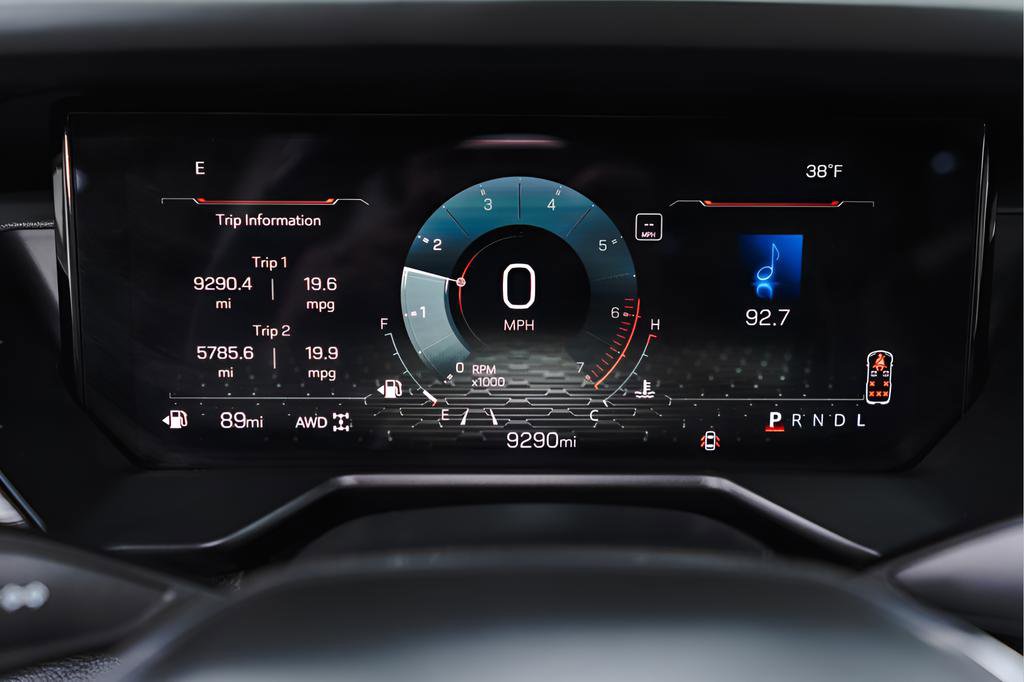 Used 2025 GMC Acadia AT4 w/ Luxury Package image 14