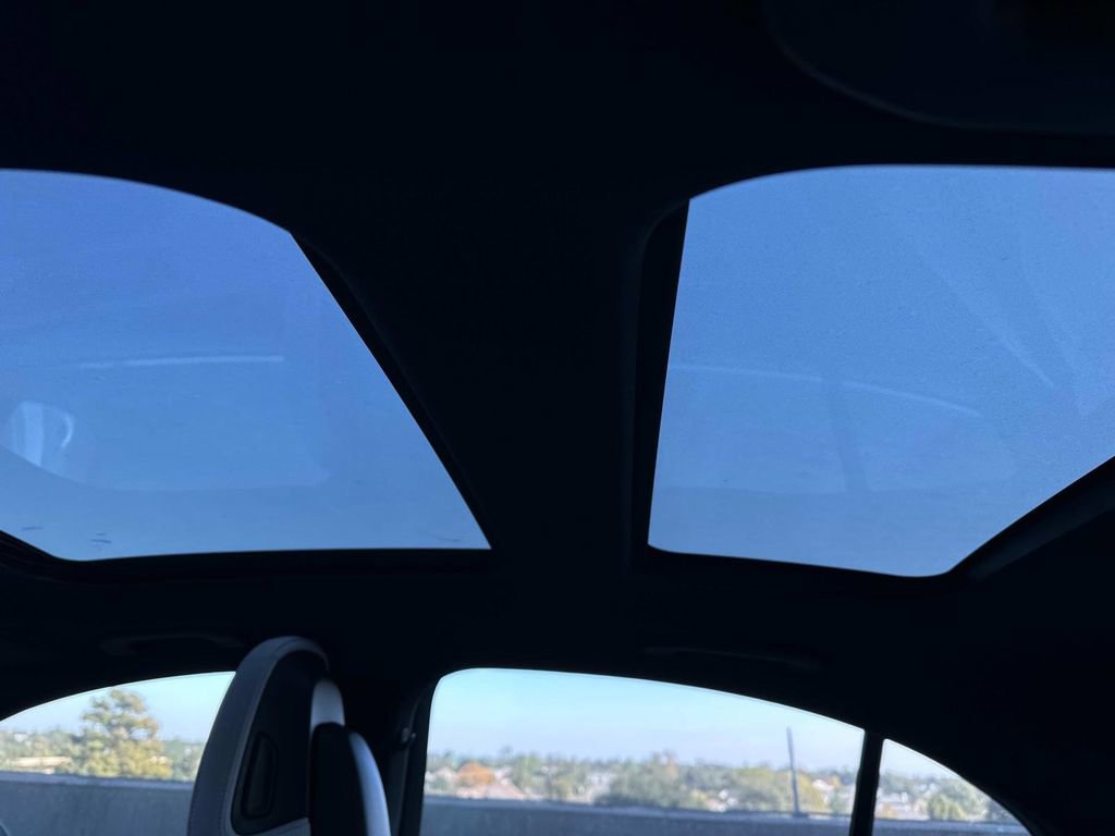 Used 2024 Mercedes-Benz C 300 Sedan image 8