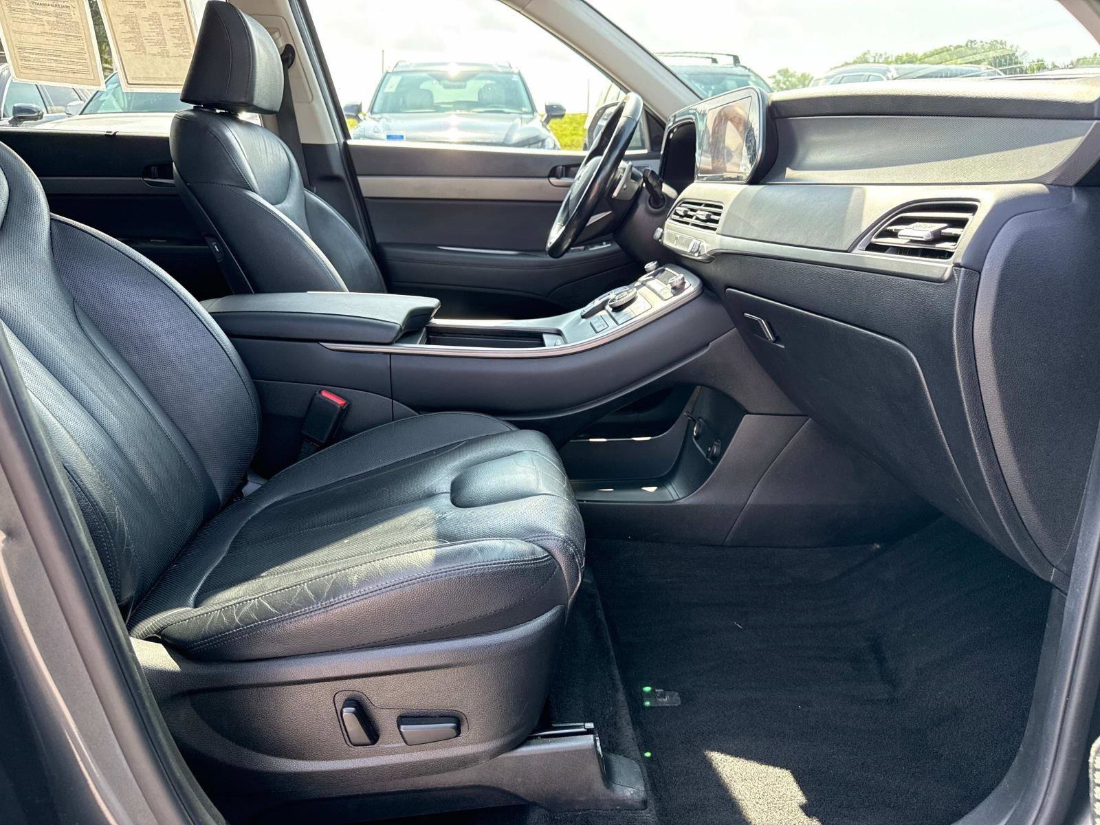 Used 2021 Hyundai Palisade SEL w/ Premium Package image 19