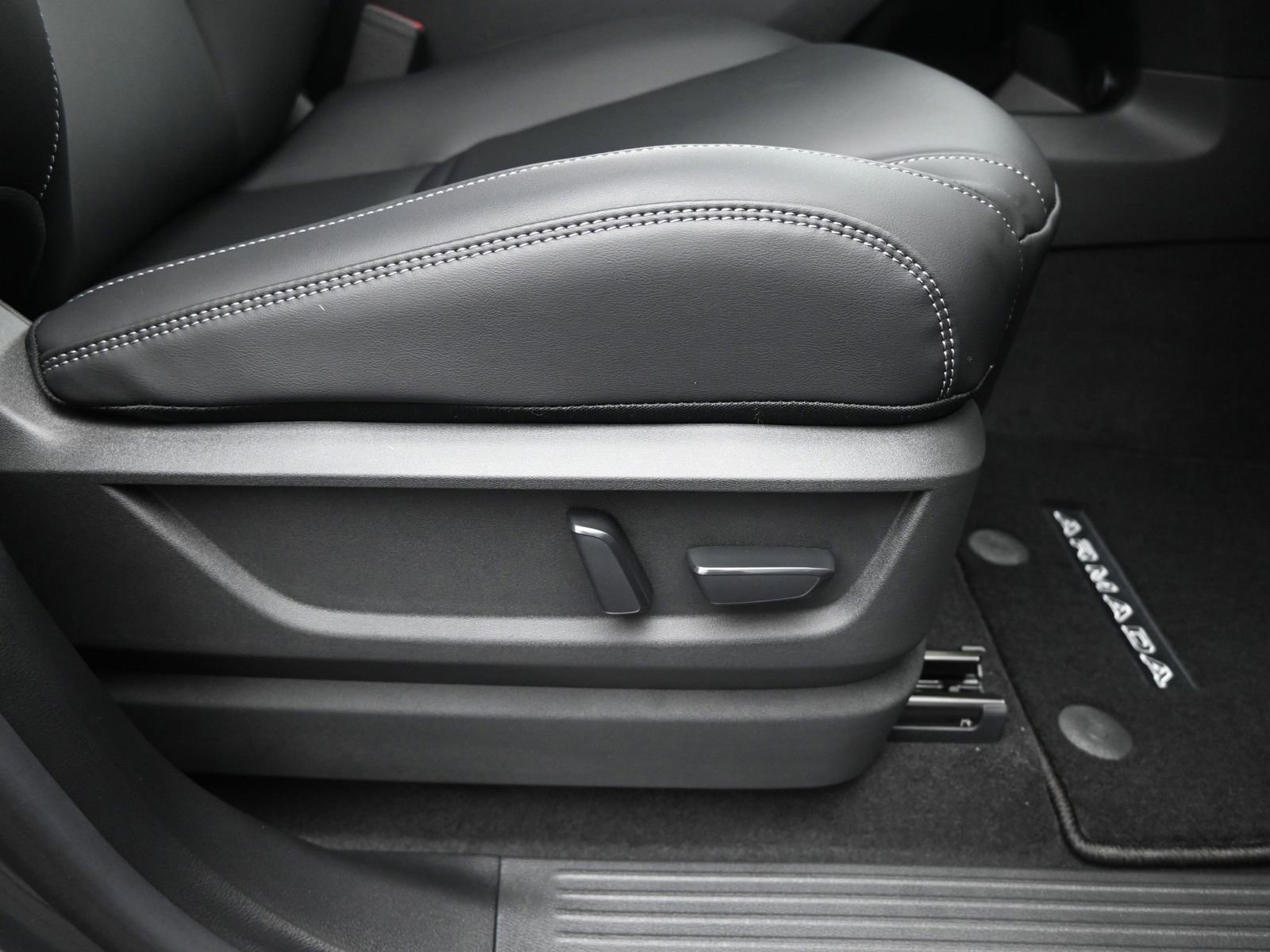 New 2025 Nissan Armada SV AWD/4WD image 16