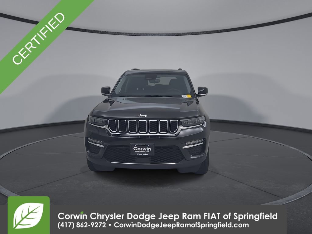 Certified 2023 Jeep Grand Cherokee Limited w/ Trailer Tow Prep Group (B) image 5