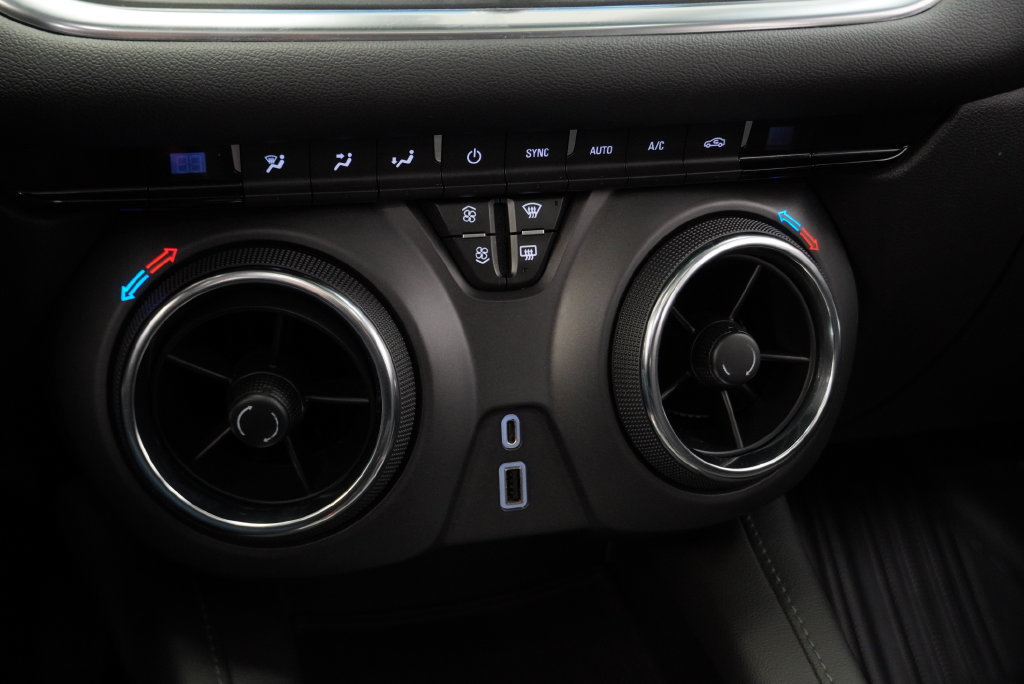 Certified 2022 Chevrolet Blazer LT FWD image 30