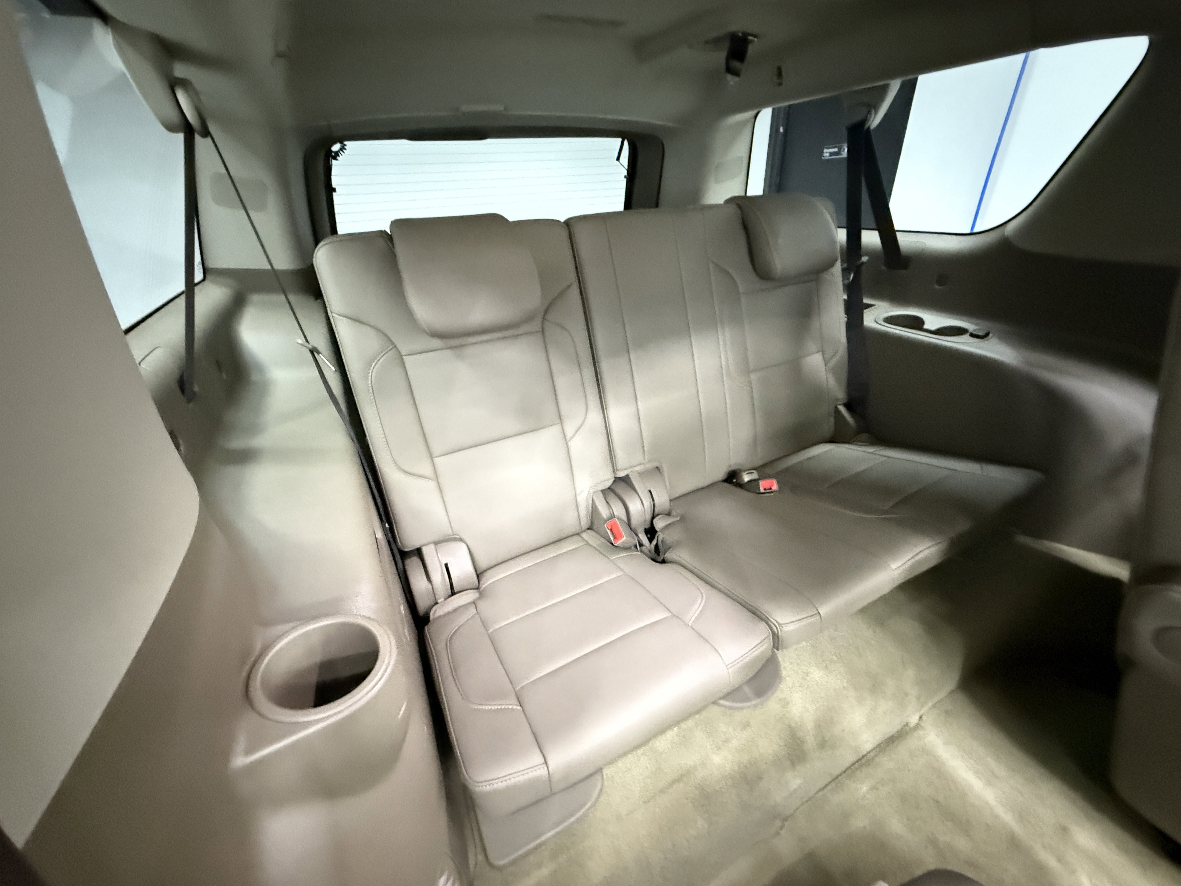 Used 2017 Chevrolet Suburban Premier image 30