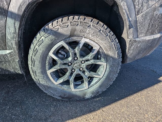 New 2026 Chevrolet Equinox ACTIV w/ Convenience Package III image 24